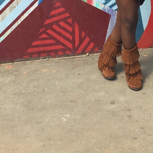 Fringe boots - Picture 3 of 3